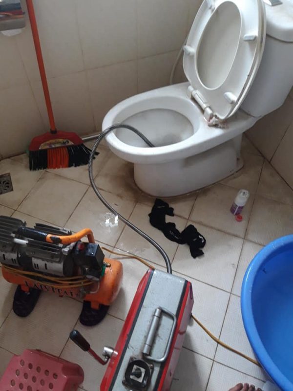 Thông tắc cống bể phốt Đan Phượng